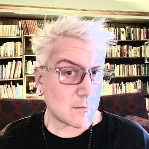 Meet your Posher, Aaron